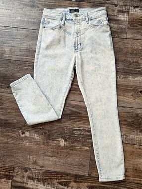 ABERCROMBIE Vintage-esque Simone High Rise Ankle Jeans White Acid Wash Size 2S